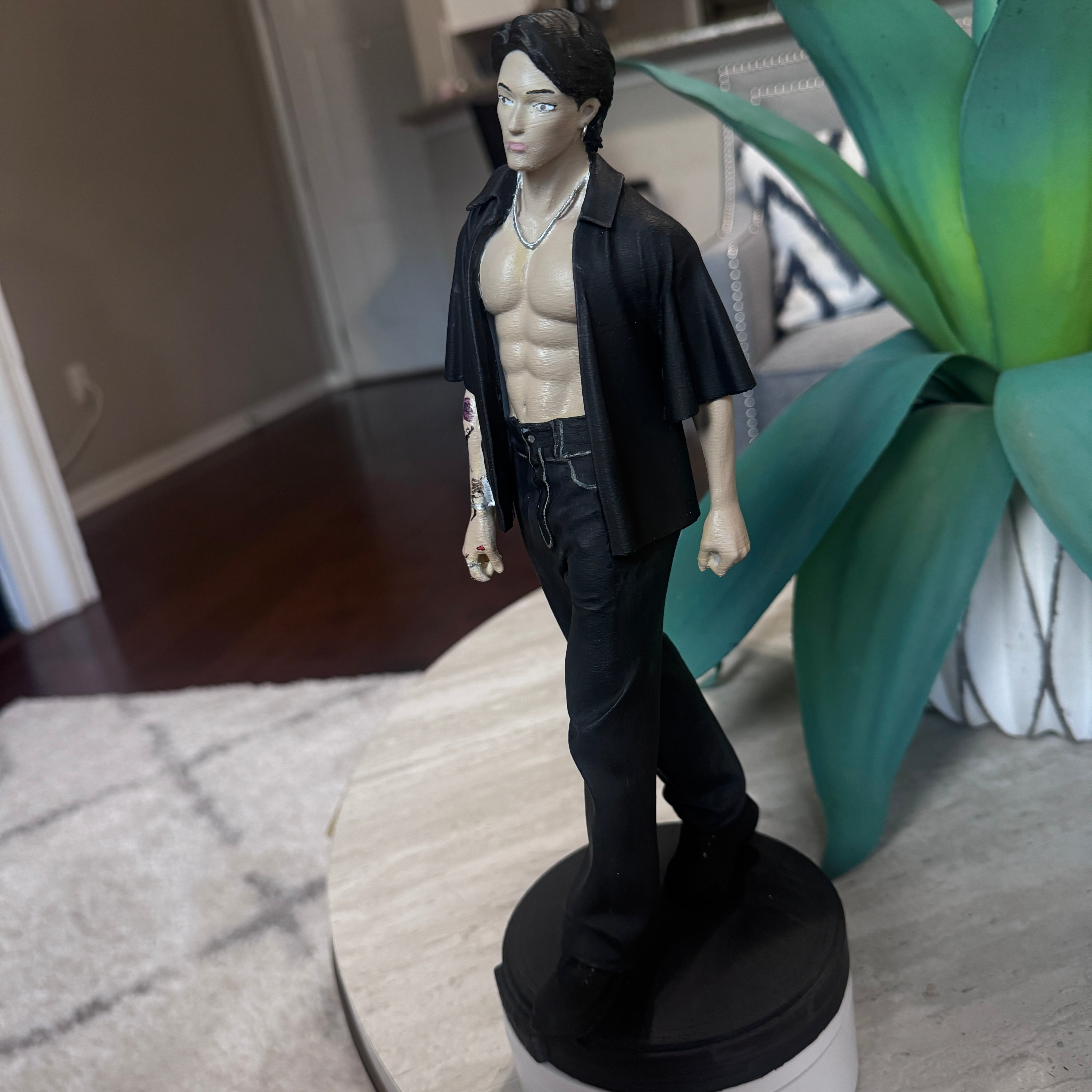 Kpop 🍪 statue 3D printed hand painted “12.2 inches