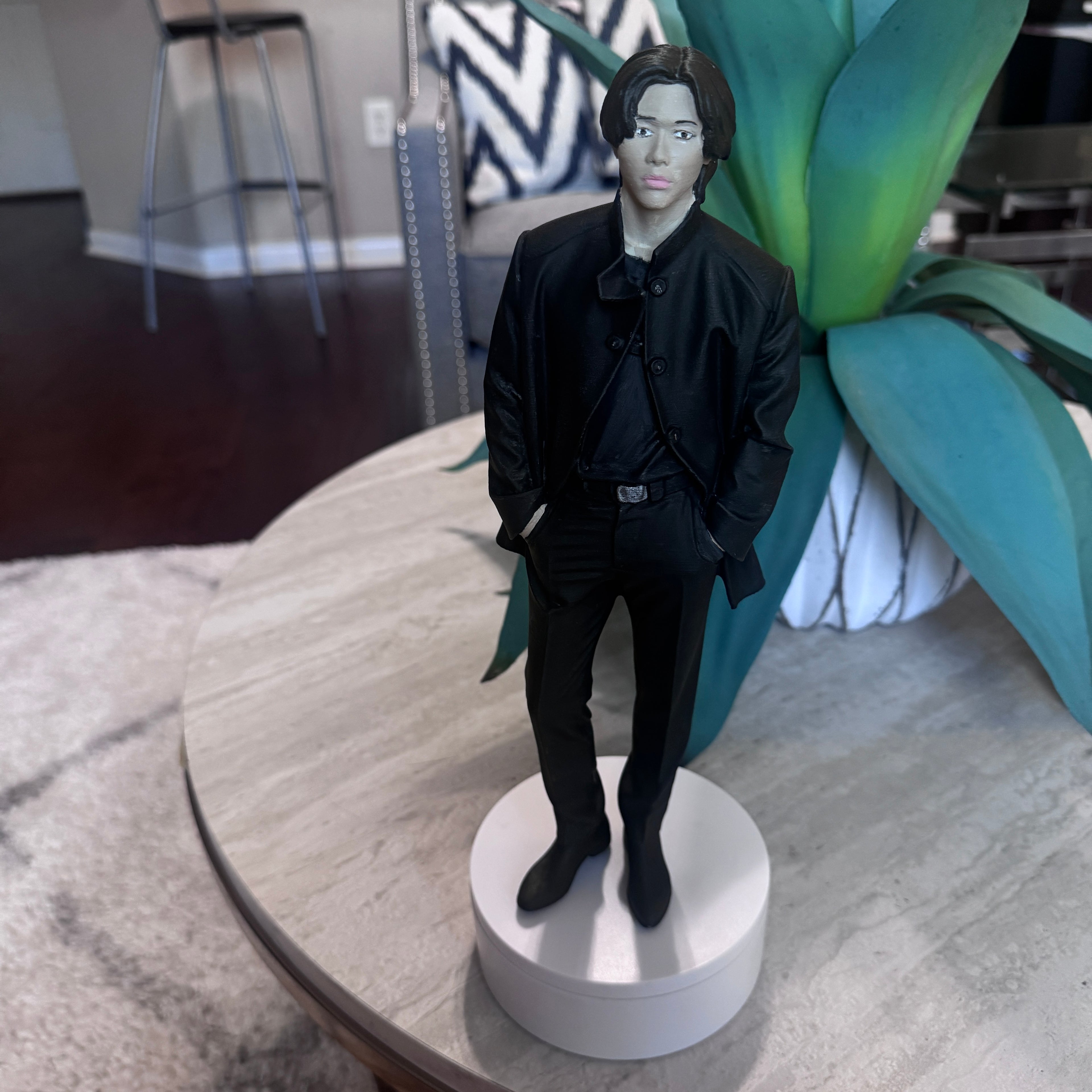 🐱/🛘/🍊Realistic Kpop 3d printed figure hand painted 12.2 inches